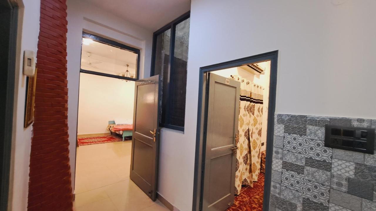 Sufi Khandar Home Stay New Delhi Ngoại thất bức ảnh