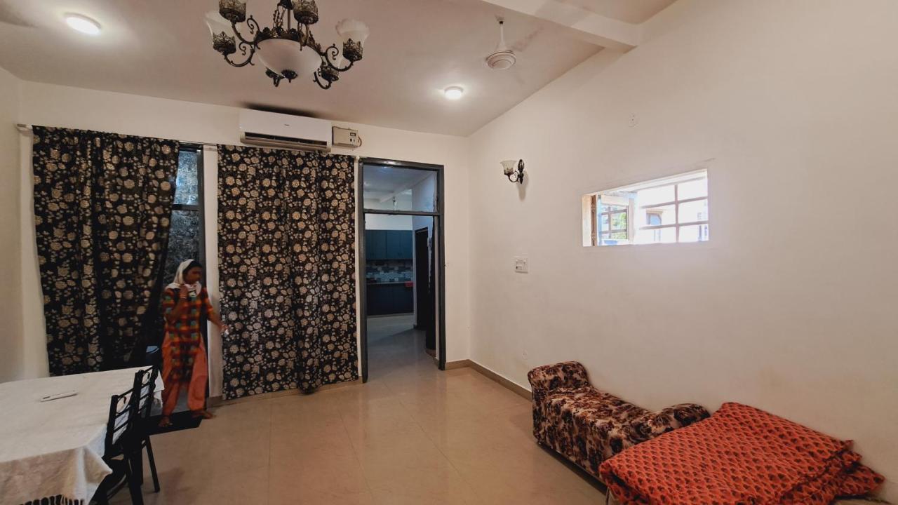 Sufi Khandar Home Stay New Delhi Ngoại thất bức ảnh