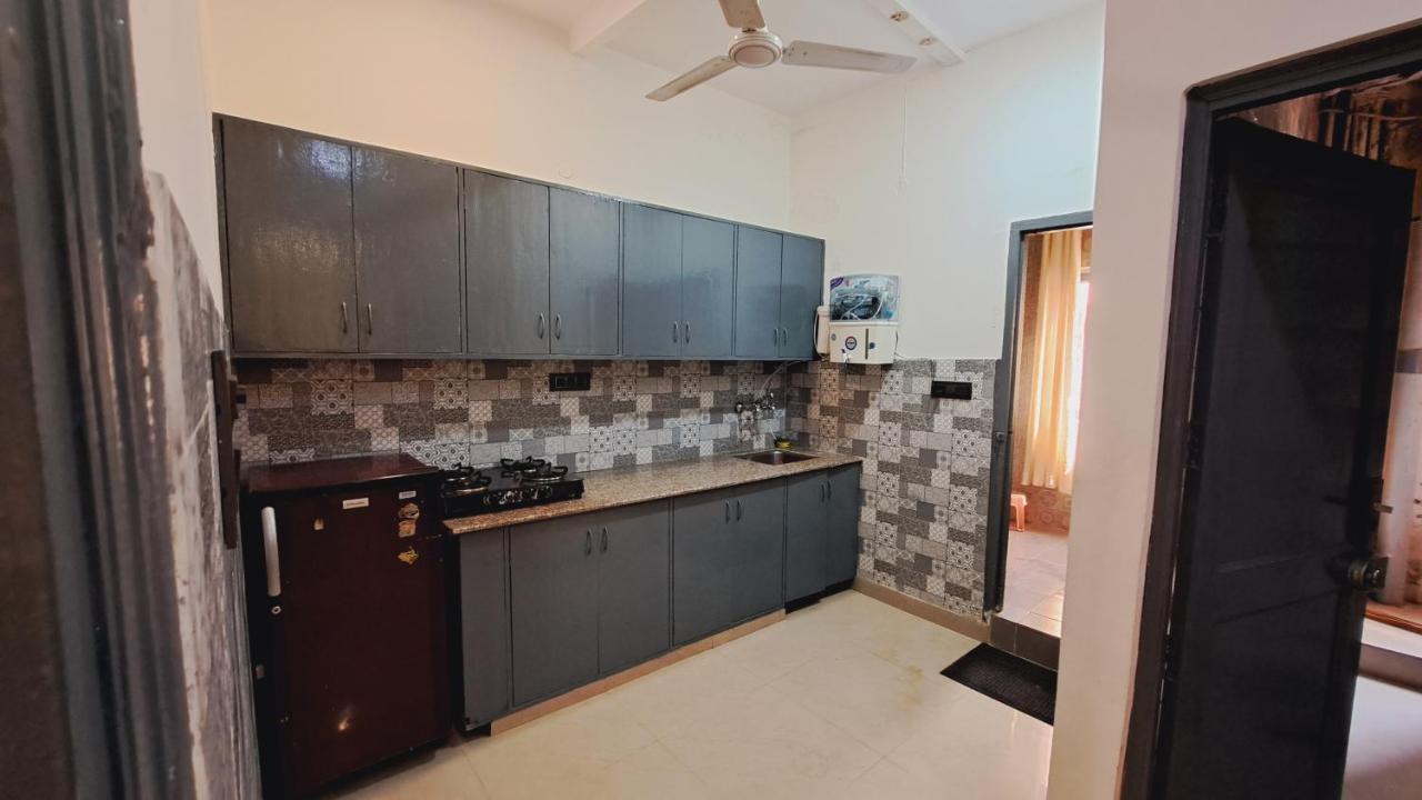 Sufi Khandar Home Stay New Delhi Ngoại thất bức ảnh
